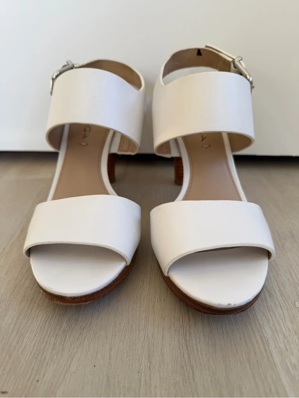 Via Spiga White Leather Sandals with Wood Heel